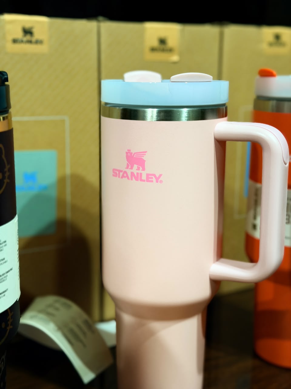 Stanley Quencher H2.0 FlowState™ Tumbler – Cherry Blossom Pink | 40oz Insulated Travel Cup
